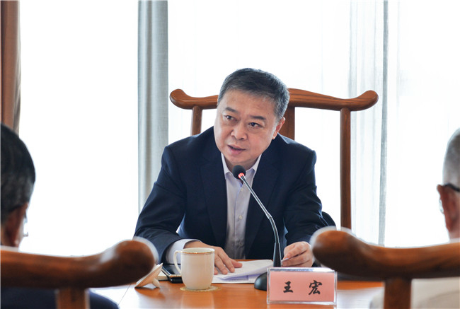 1619590975747334.jpg 王董事长.jpg